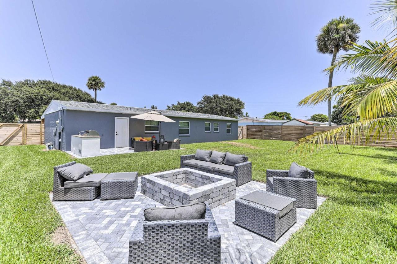 Beach House With Outdoor Kitchen, Walk To Coast Cocoa Beach Eksteriør bilde