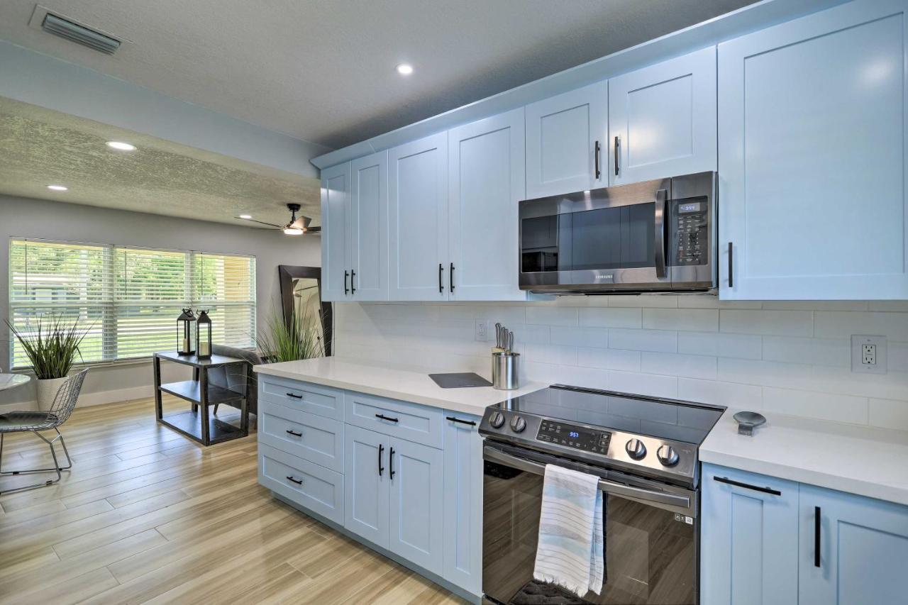 Beach House With Outdoor Kitchen, Walk To Coast Cocoa Beach Eksteriør bilde