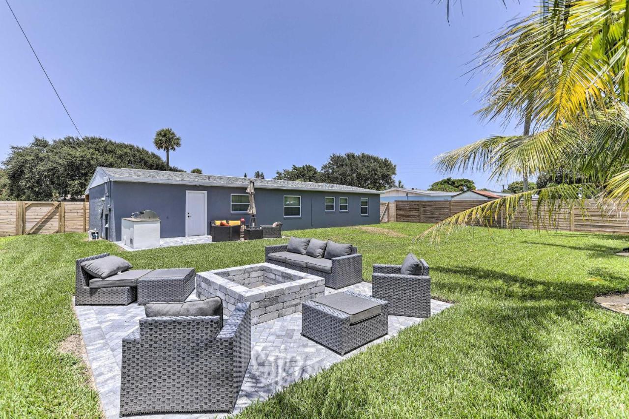 Beach House With Outdoor Kitchen, Walk To Coast Cocoa Beach Eksteriør bilde